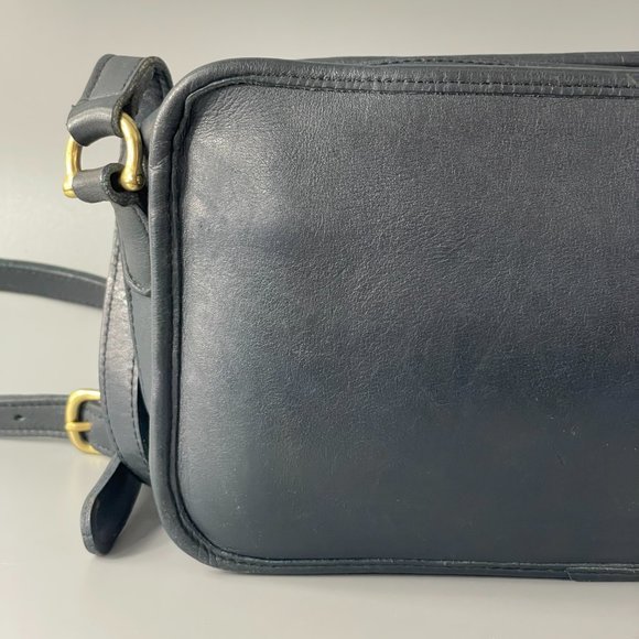 Vintage Coach Multi compartment Zip | #9974 | Navy - Picture 6 of 16